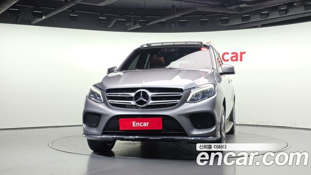 Mercedes-Benz GLE-Class GLE350 d 4MATIC — пробег 165 120 км — фото 3 из 5