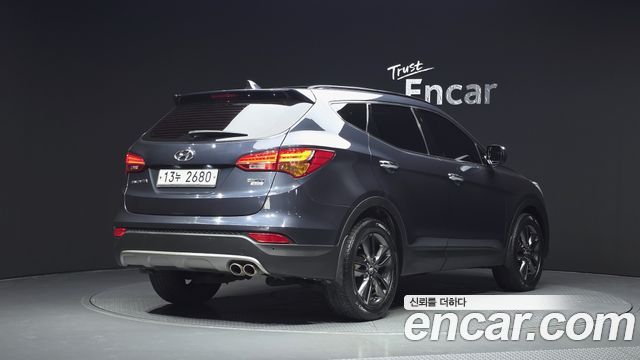 Hyundai Santafe Diesel(e-VGT) 2.0 2WD Exclusive — пробег 215 625 км — фото 2 из 5