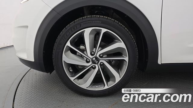 Kia Niro Prestige — пробег 41 419 км — фото 5 из 5