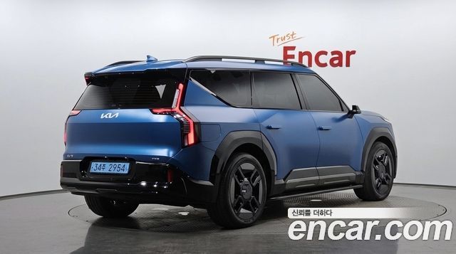 Kia EV9 из Кореи Encar