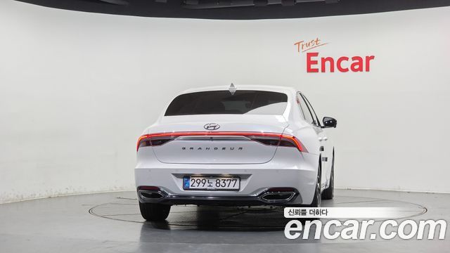 Hyundai Grandeur из Кореи Encar