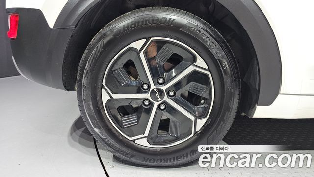 Kia Niro Prestige — пробег 76 323 км — фото 5 из 5