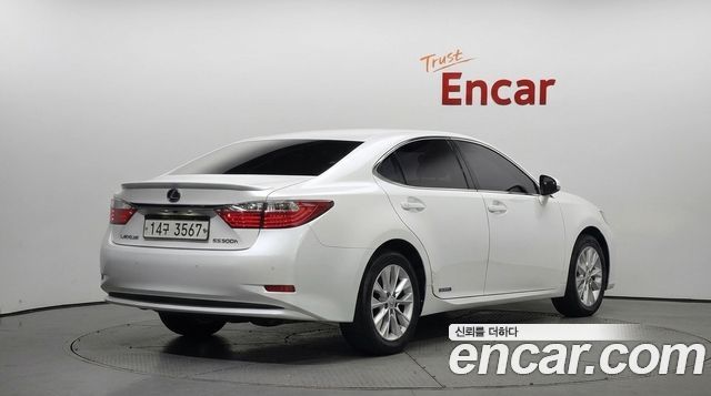 Lexus ES Supreme XV60 — пробег 92 640 км — фото 2 из 5