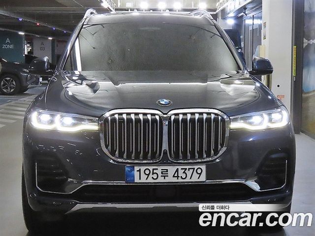 BMW X7 xDrive 40d Design Pure Excellence 7-Seater — пробег 105 060 км — фото 3 из 5