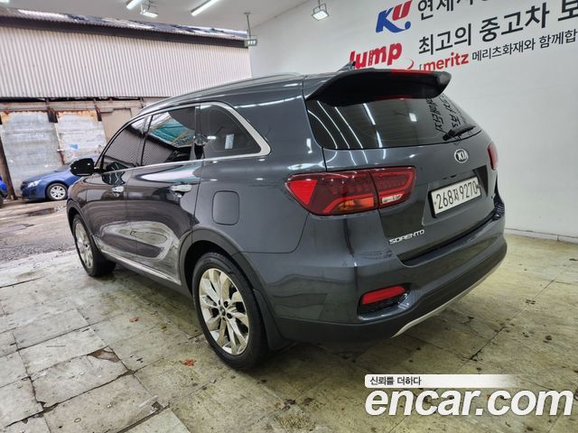 Kia Sorento Diesel 2.0 2WD Noblesse — пробег 109 619 км — фото 2 из 5