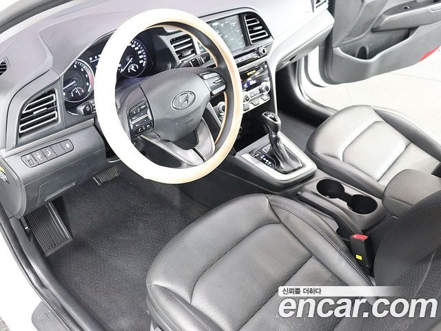 Hyundai AVANTE 1.6 Style — пробег 77 185 км — фото 5 из 5