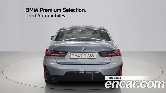 BMW 3-Series 320i M Sport — пробег 10 646 км — фото 4 из 5