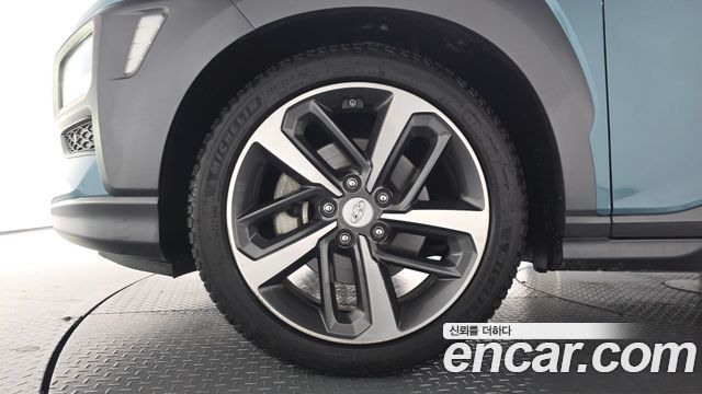 Hyundai Kona из Кореи Encar