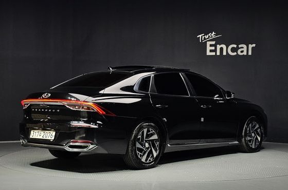 Hyundai Grandeur Premium Choice — пробег 69 831 км — фото 2 из 5