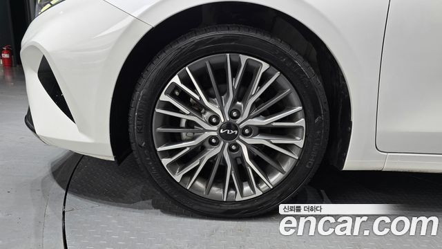 Kia K3 из Кореи Encar