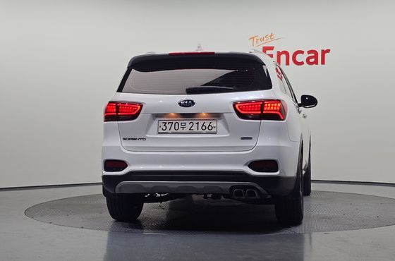 Kia Sorento Diesel 2.0 2WD Prestige — пробег 107 660 км — фото 4 из 5