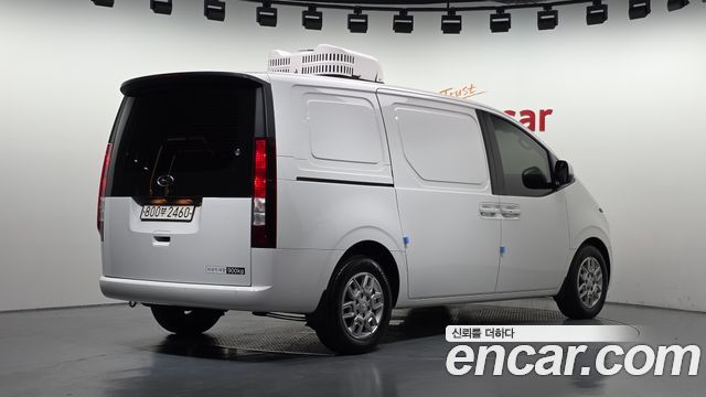Hyundai Staria из Кореи Encar
