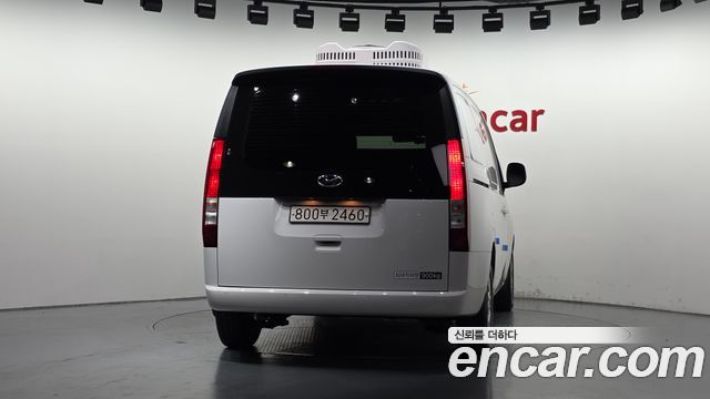 Hyundai Staria из Кореи Encar