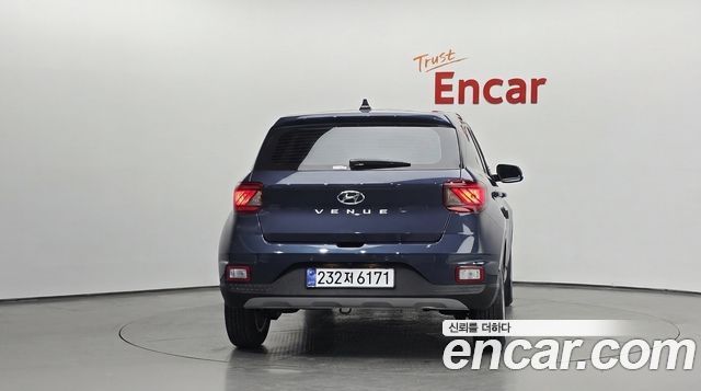 Hyundai Venue из Кореи Encar