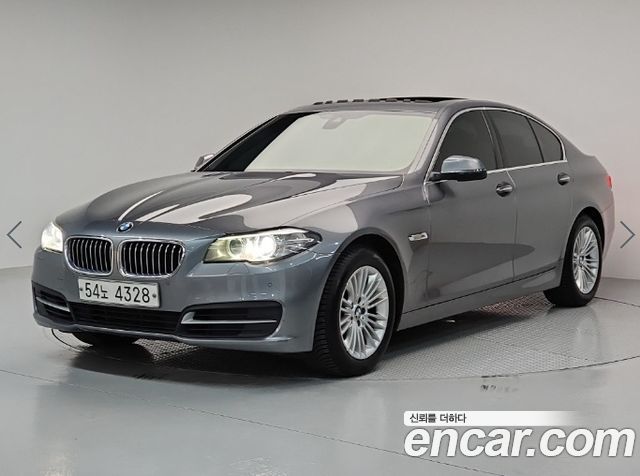 BMW 5-Series 520d xDrive — пробег 216 689 км — фото 1 из 3
