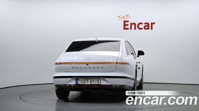 Hyundai Grandeur Calligraphy — пробег 37 359 км — фото 4 из 5