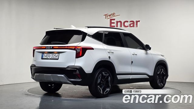Kia Seltos из Кореи Encar