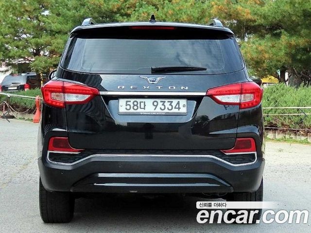 Ssangyong Rexton из Кореи Encar