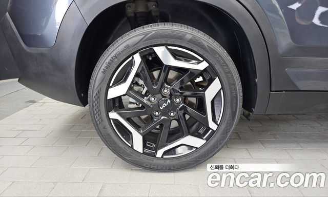 Kia Seltos из Кореи Encar