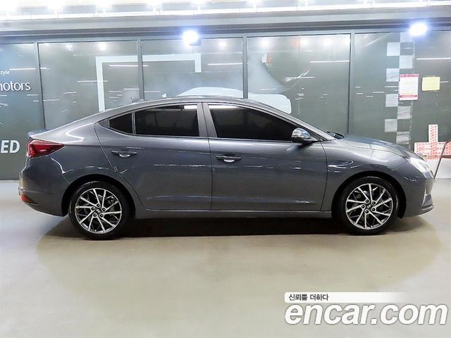 Hyundai AVANTE 1.6 Smart — пробег 176 980 км — фото 4 из 5