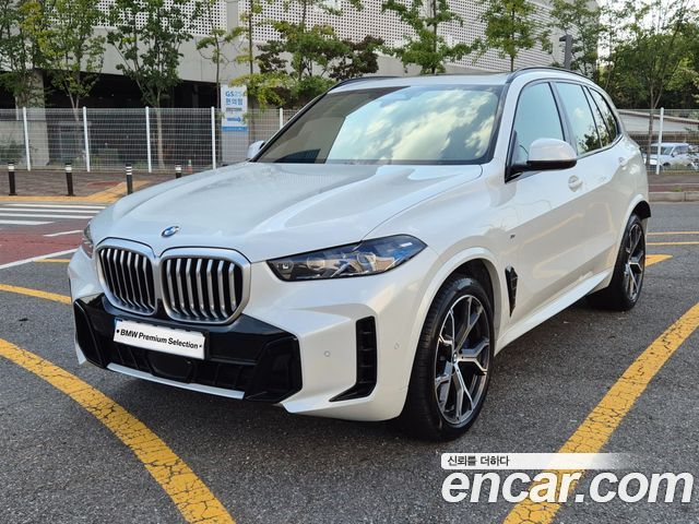BMW X5 xDrive 40i M Sport — пробег 5 410 км — фото 1 из 5