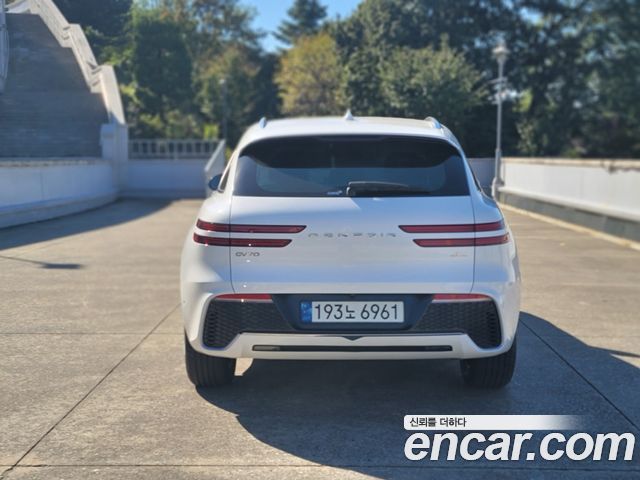 Genesis GV70 2.2 Diesel AWD — пробег 92 418 км — фото 5 из 5