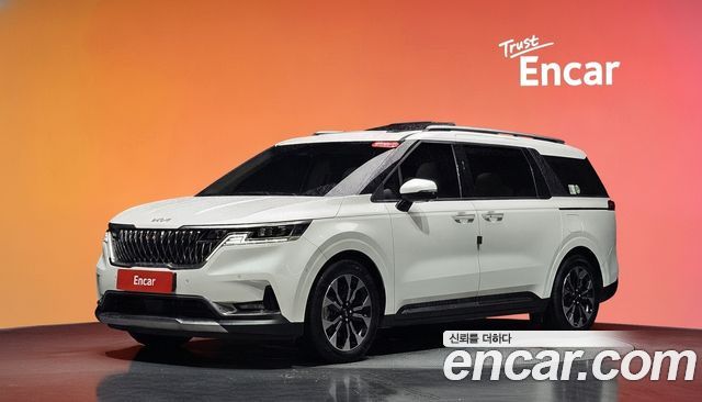 Kia Carnival Diesel 9-Seater Signature — пробег 40 930 км — фото 1 из 5