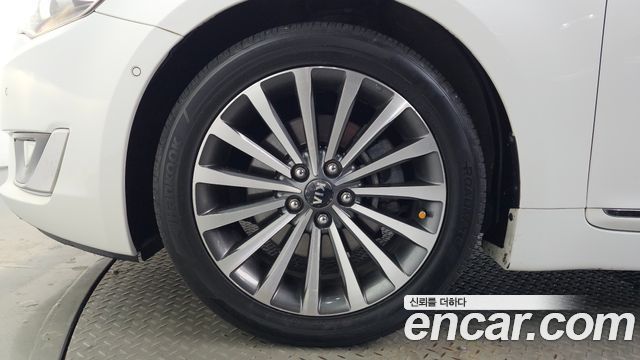 Kia K7 из Кореи Encar