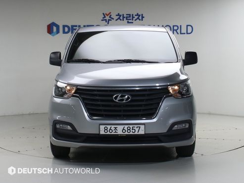Hyundai Starex Van 3-Seater Smart — пробег 65 465 км — фото 3 из 5