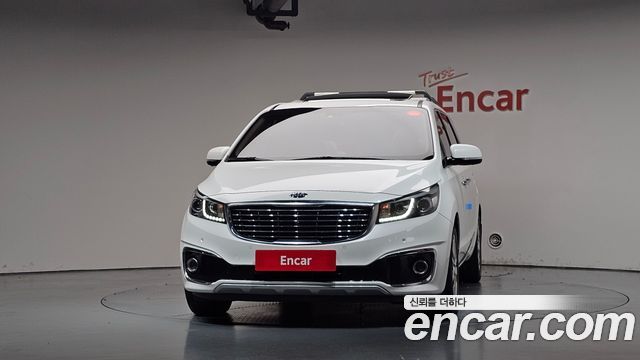 Kia Carnival Gasoline 9-seater Noblesse — пробег 83 706 км — фото 3 из 5