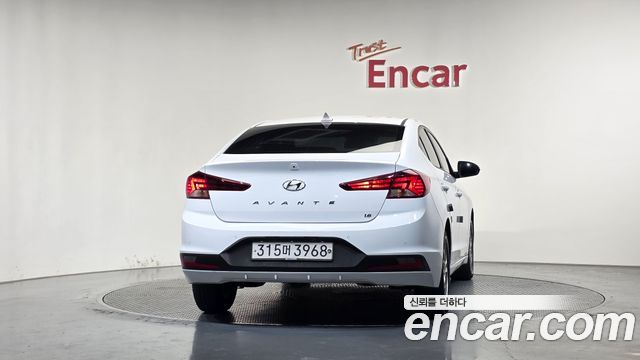 Hyundai AVANTE из Кореи Encar