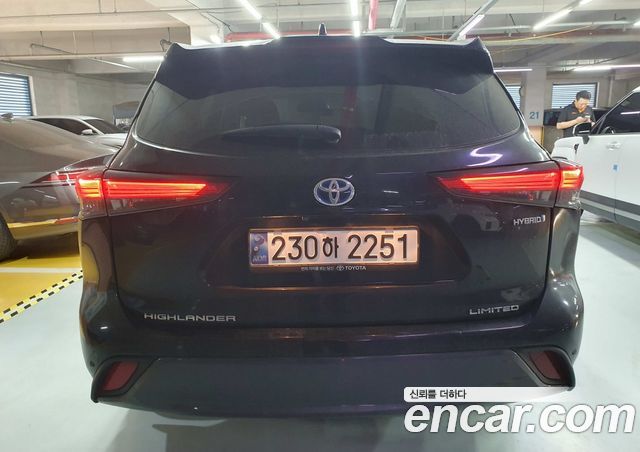 Toyota Highlander 2.5 4WD Limited — пробег 114 893 км — фото 3 из 5