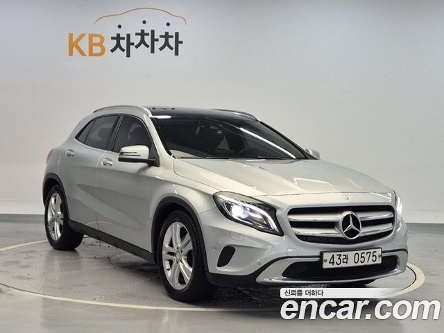 Mercedes-Benz GLA-Class GLA200 d 4MATIC — пробег 127 000 км — фото 2 из 5