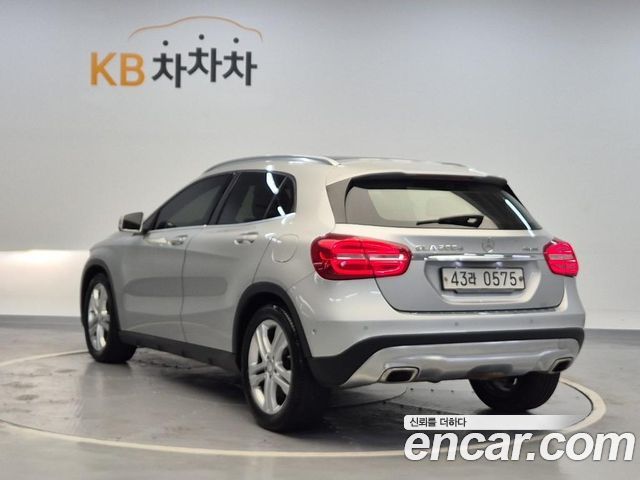 Mercedes-Benz GLA-Class GLA200 d 4MATIC — пробег 127 000 км — фото 3 из 5