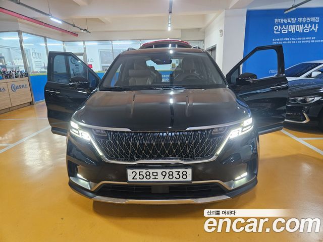 Kia Carnival Diesel 9-Seater Signature — пробег 162 734 км — фото 1 из 5