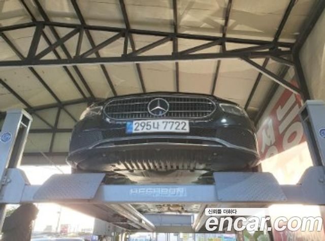 Mercedes-Benz E-Class из Кореи Encar