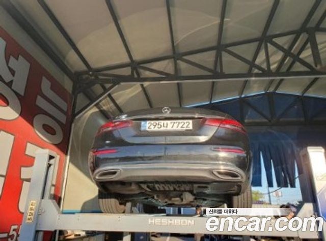 Mercedes-Benz E-Class из Кореи Encar
