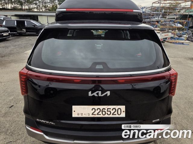 Kia Carnival из Кореи Encar