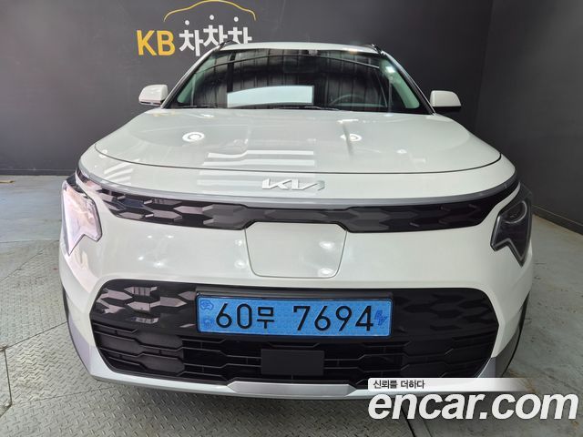 Kia Niro Air — пробег 216 650 км — фото 1 из 5