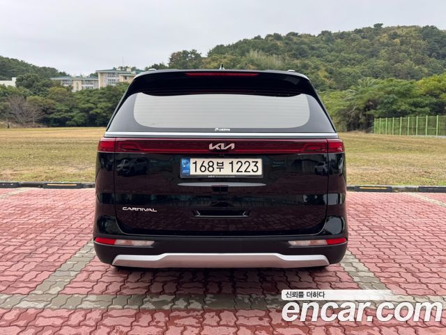 Kia Carnival Diesel 9-Seater Prestige — пробег 41 395 км — фото 4 из 5