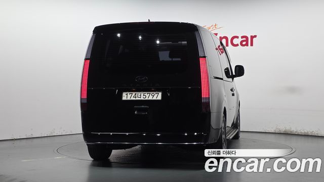 Hyundai Staria из Кореи Encar