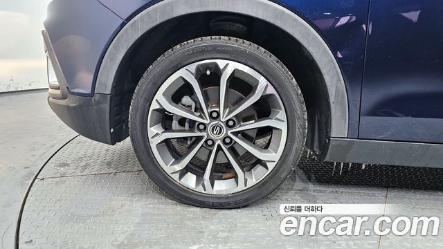 SsangYong TIBOLI из Кореи Encar