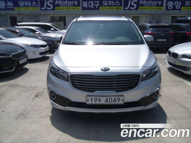 Kia Carnival 9-seater Prestige — пробег 210 137 км — фото 1 из 5