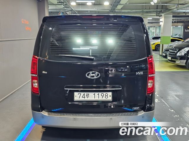 Hyundai Starex 11-Seater Wagon HVX VIP PACK — пробег 131 836 км — фото 4 из 5