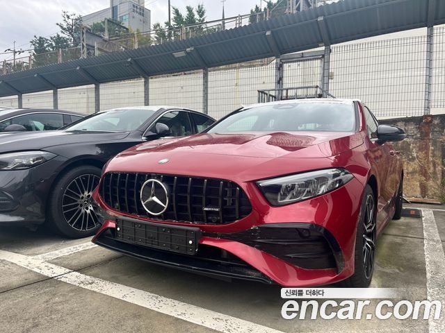 Mercedes-Benz A-Class AMG A35 S AMG 4MATIC Sedan — пробег 60 км — фото 1 из 5