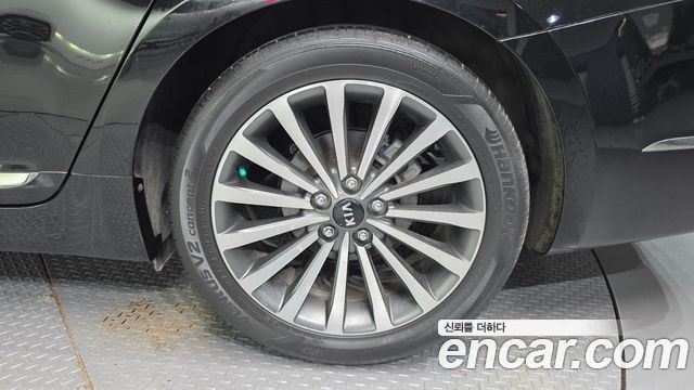 Kia K7 из Кореи Encar
