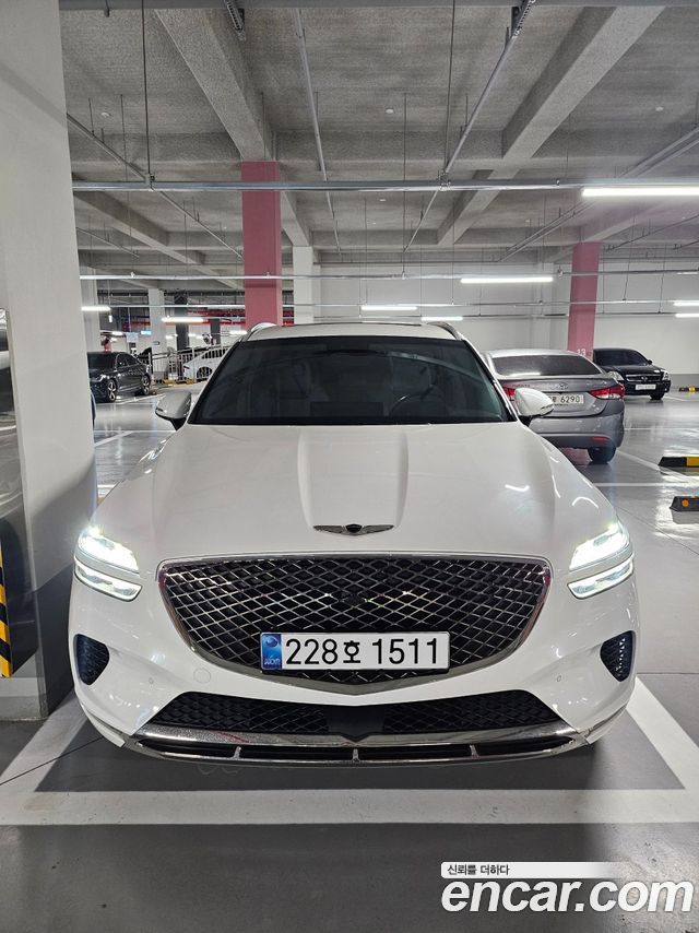 Genesis GV70 2.5T Gasoline AWD — пробег 14 743 км — фото 1 из 5