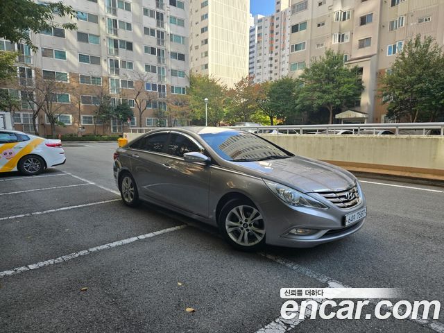 Hyundai Sonata LPI Premier — пробег 207 627 км — фото 3 из 5