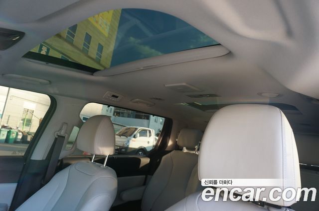 Kia Carnival Diesel 9-Seater Noblesse — пробег 22 733 км — фото 5 из 5