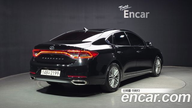 Hyundai Grandeur из Кореи Encar